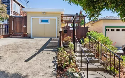 5522 Plumas Ave, Richmond, CA 94804