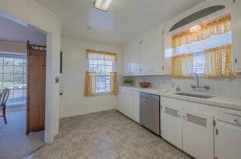 505 W Curtis St, Salinas, CA 93906 photo 11