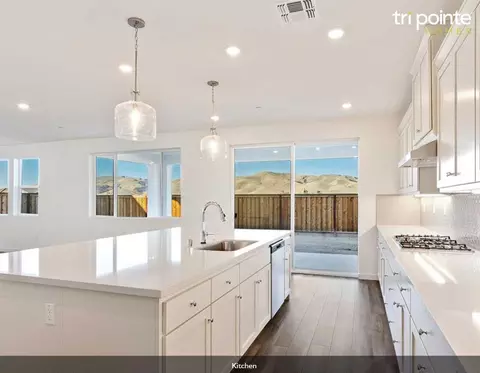 2555 Amaranth Pl, Fairfield, CA 94533 photo 7