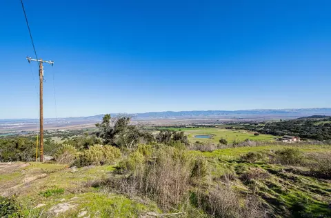 212 Pine Canyon Rd, Salinas, CA 93908 photo 18