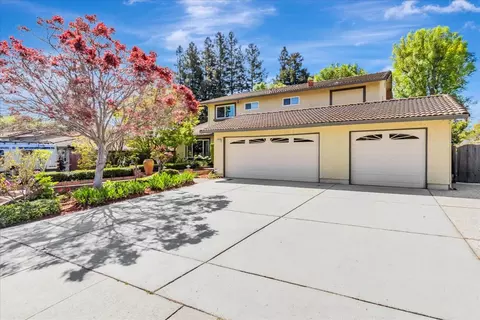 2213 Stratford Dr, Milpitas, CA 95035 photo 3