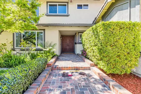 2213 Stratford Dr, Milpitas, CA 95035 photo 4
