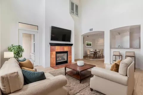 30 E Julian St 301, San Jose, CA 95112