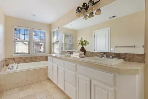 732 Creekside Ct, Gilroy, CA 95020 photo 12