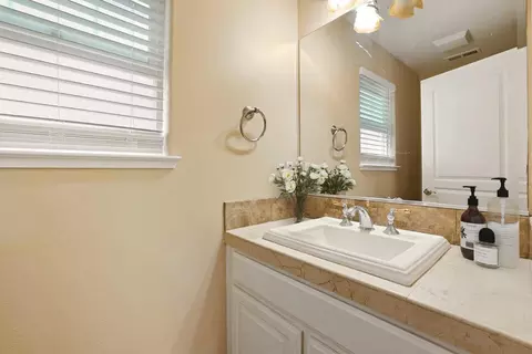 732 Creekside Ct, Gilroy, CA 95020 photo 17