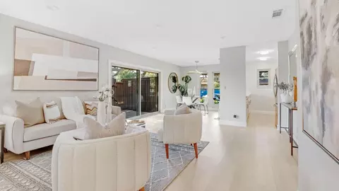 220 Red Oak Dr K, Sunnyvale, CA 94086