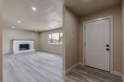 1917 Saturn Ct, Ceres, CA 95307 photo 9