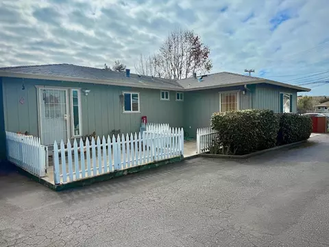1400 17th Ave, Santa Cruz, CA 95062