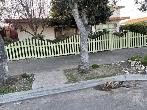 1213 Flores St, Seaside, CA 93955