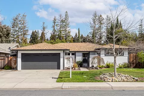 1027 Azalea Dr, Sunnyvale, CA 94086
