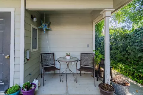 Exterior - 151-153 N Shasta St, Willows, CA 95988 photo 5 of 10