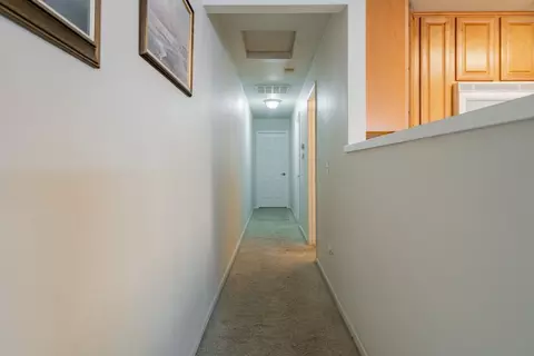 Entry Way - 151-153 N Shasta St, Willows, CA 95988 photo 5 of 6