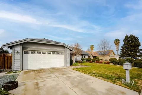 615 Forest Hills Dr, Tracy, CA 95376 photo 2