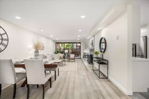 2040 W Middlefield Rd 3, Mountain View, CA 94043 photo 1