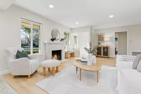372 Richlee Dr, Campbell, CA 95008