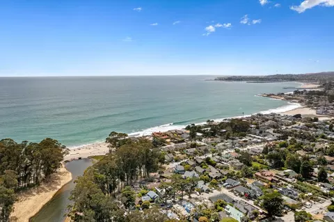 22735 E Cliff Dr, Santa Cruz, CA 95062
