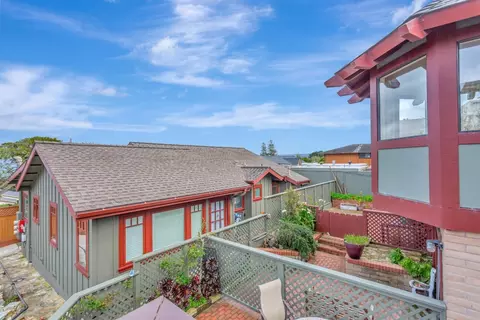 786 Pine St, Monterey, CA 93940 photo 1