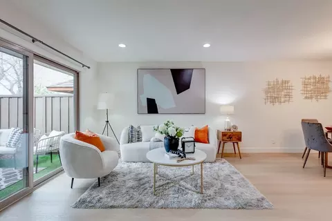 220 W Red Oak Dr L, Sunnyvale, CA 94086