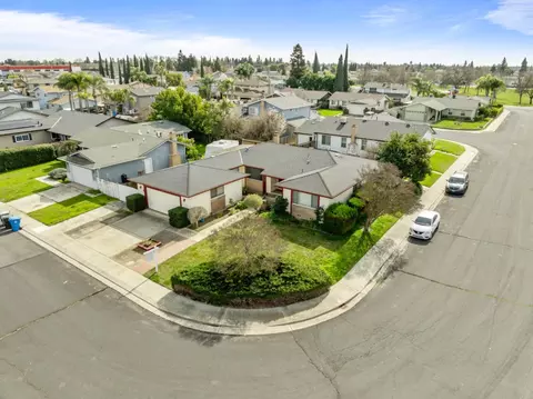 1384 Sprague St, Manteca, CA 95336 photo 1