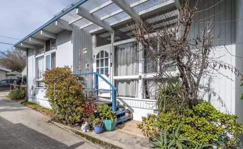 228 Mountain View Ave, Santa Cruz, CA 95062