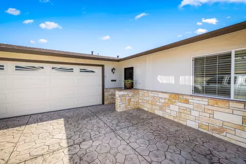 10 Westminster Ct, Seaside, CA 93955 photo 4