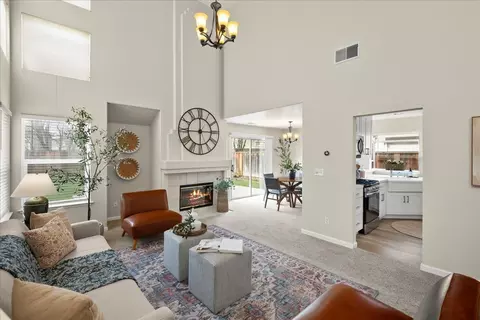 9327 Lariat Dr, Gilroy, CA 95020 photo 5