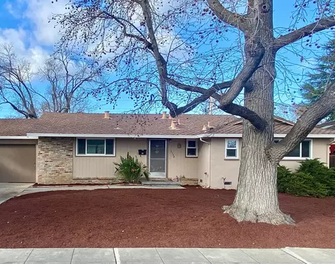 1158 Cuesta Dr, Mountain View, CA 94040 photo 1