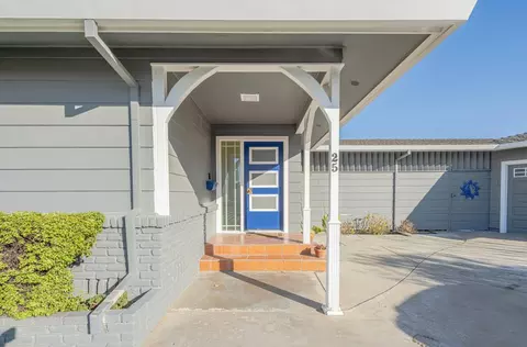 25 Wilgart Way, Salinas, CA 93901 photo 2