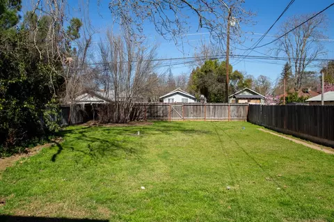 445 W 26th St, Merced, CA 95340 photo 25