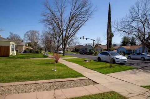 445 W 26th St, Merced, CA 95340 photo 28