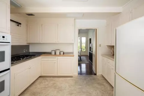 93 Melanie Ln, Atherton, CA 94027 photo 11