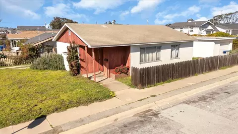 495 Elm Ave, Seaside, CA 93955 photo 2