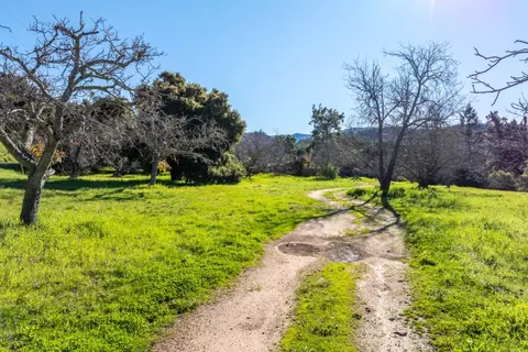 29 E Carmel Valley Rd, Carmel Valley, CA 93924
