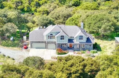 60 Brown Rd, San Juan Bautista, CA 95045