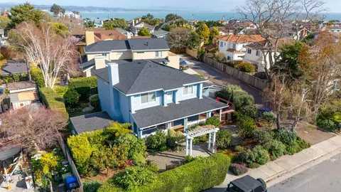 1600 49th Ave, Capitola, CA 95010 photo 2