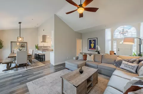 325 Westminster Dr, Salinas, CA 93906 photo 8