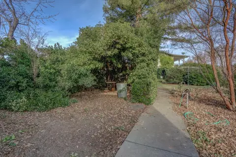 Exterior - 2854 Illinois Ave, Corning, CA 96021 photo 13 of 18