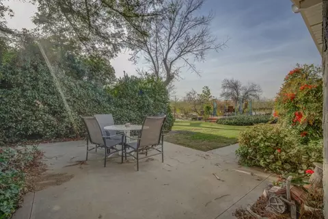Exterior - 2854 Illinois Ave, Corning, CA 96021 photo 7 of 18
