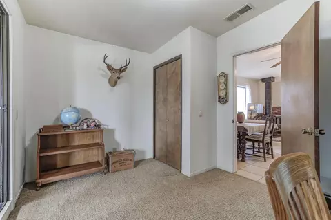 Entry Way - 2854 Illinois Ave, Corning, CA 96021 photo 2 of 7