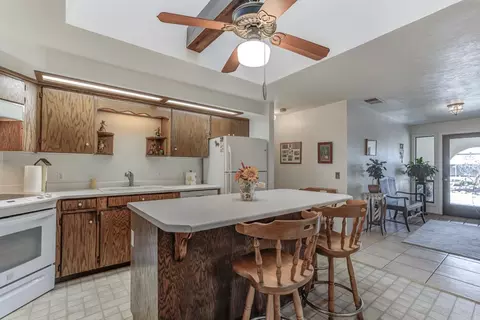Kitchen - 2854 Illinois Ave, Corning, CA 96021 photo 5 of 8