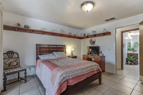 Bedroom - 2854 Illinois Ave, Corning, CA 96021 photo 2 of 7