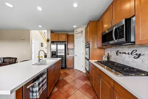 4640 Peninsula Point Dr, Seaside, CA 93955 photo 17