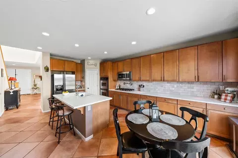 4640 Peninsula Point Dr, Seaside, CA 93955 photo 16