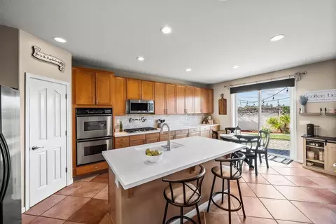 4640 Peninsula Point Dr, Seaside, CA 93955 photo 14