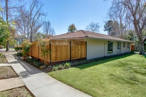172 Peach Ter, Santa Cruz, CA 95060