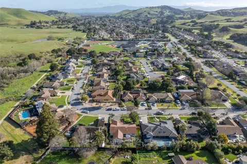 22802 Ordonez Dr, Salinas, CA 93908 photo 9