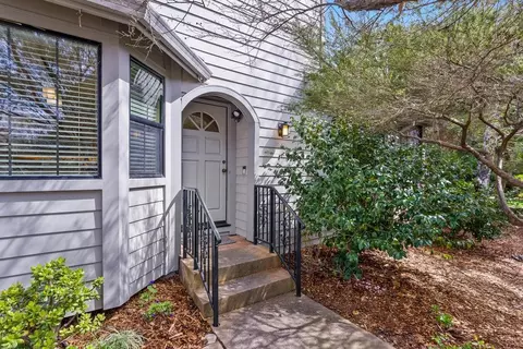 143 Southampton Ln A, Santa Cruz, CA 95062