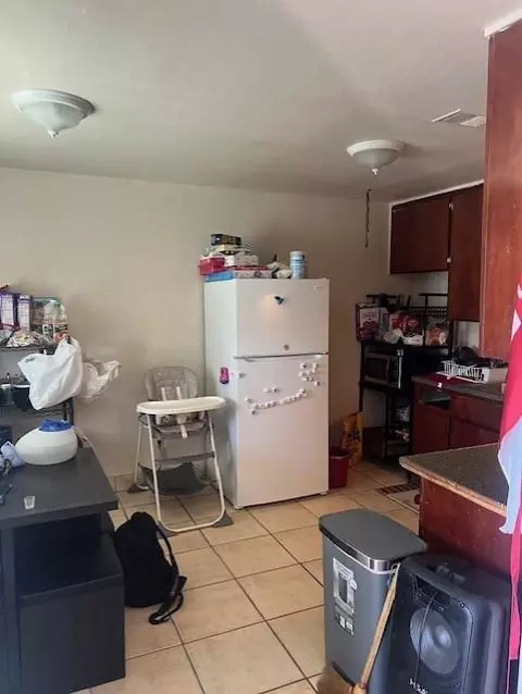 Kitchen - 2915 Pixie Dr, Stockton, CA 95203 photo 4 of 6