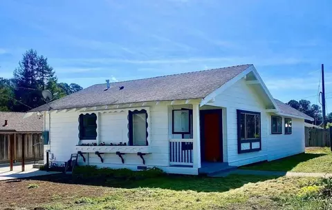 2090 Maciel Ave, Santa Cruz, CA 95062