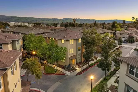 803 Modern Ice Dr, San Jose, CA 95112